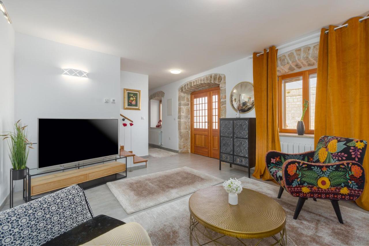 Casa Jagoda Višnjan Buitenkant foto